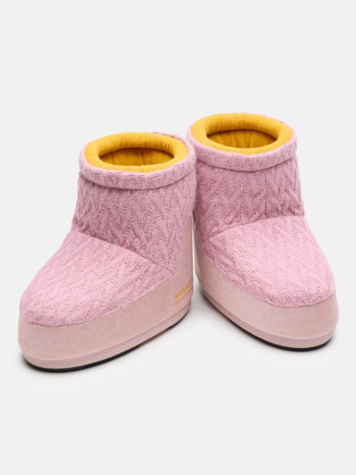 MB X GIR ICON LOW NOLACE KNIT - Image 3